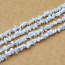 Howlite Chips, 2.5-5x8-10.5mm (L)